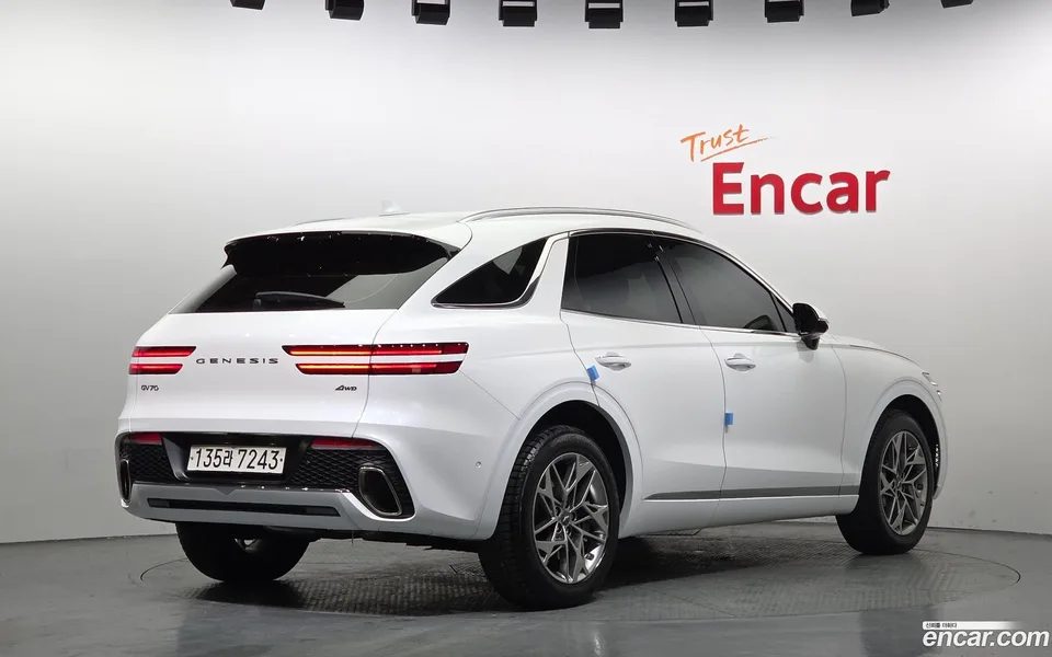 Genesis GV70 2.5T AWD 2024 — миниатюра 2