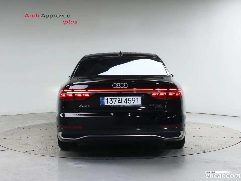 Audi A8 55 TFSI LWB 2023 — миниатюра 4