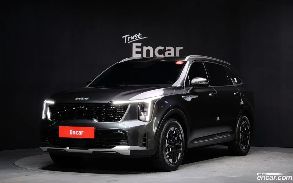 Kia Sorento 2.5T 2WD 2025 — фото 1, купить с доставкой в Москву