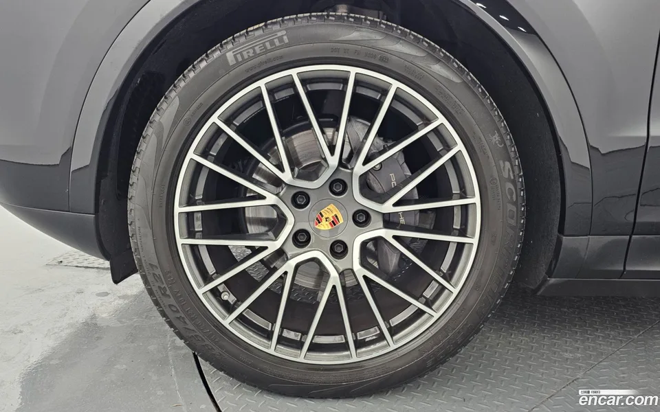 Porsche Cayenne 3.0 2023 — миниатюра 5