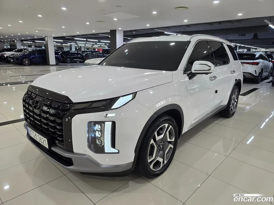 Hyundai Palisade 2.2 2WD 2023 — фото 1, купить с доставкой в Москву