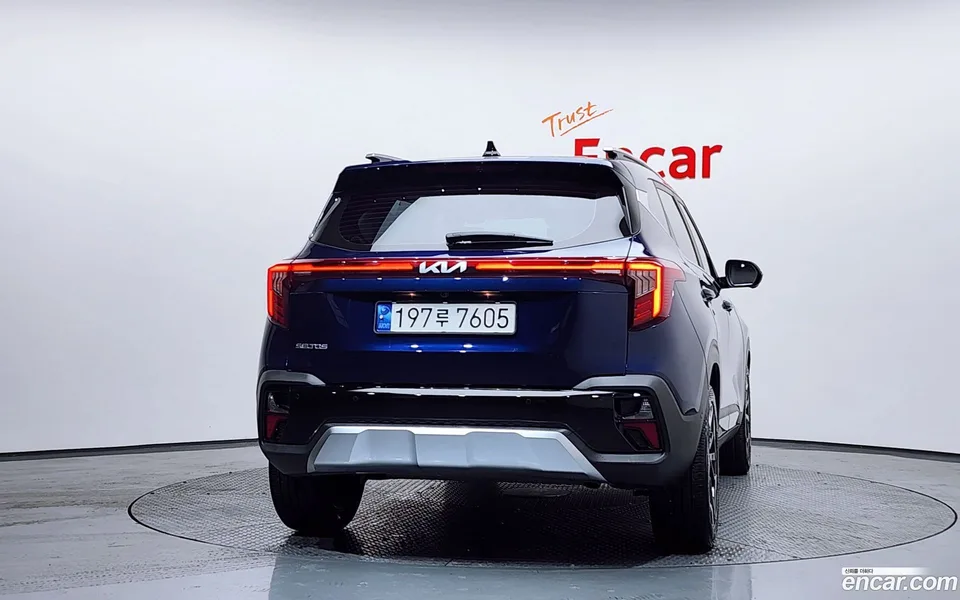Kia Seltos 1.6 2WD 2023 — миниатюра 4