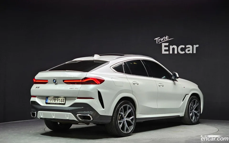 BMW X6 xDrive30d M 2022 — миниатюра 2