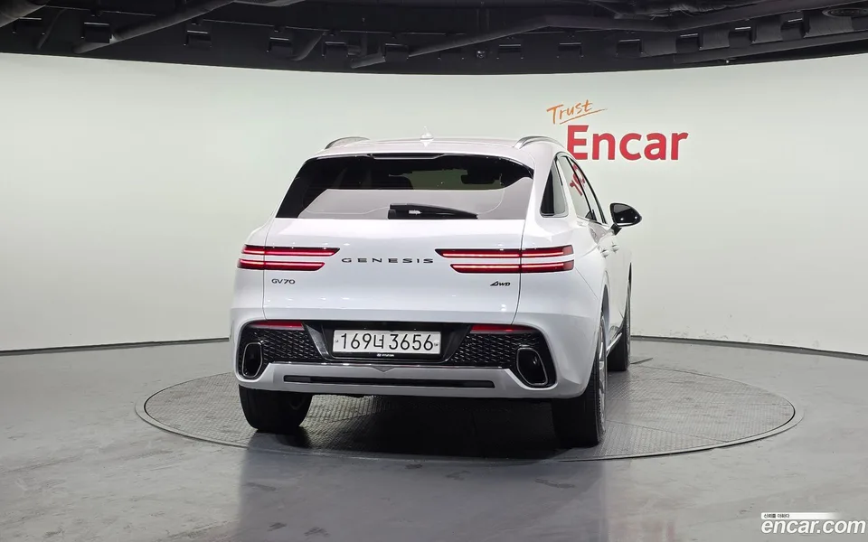 Genesis GV70 2.5T AWD 2022 — миниатюра 4