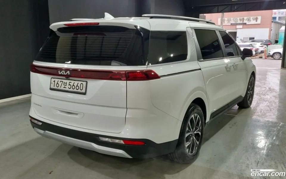 Kia Carnival 9 2023 — миниатюра 2