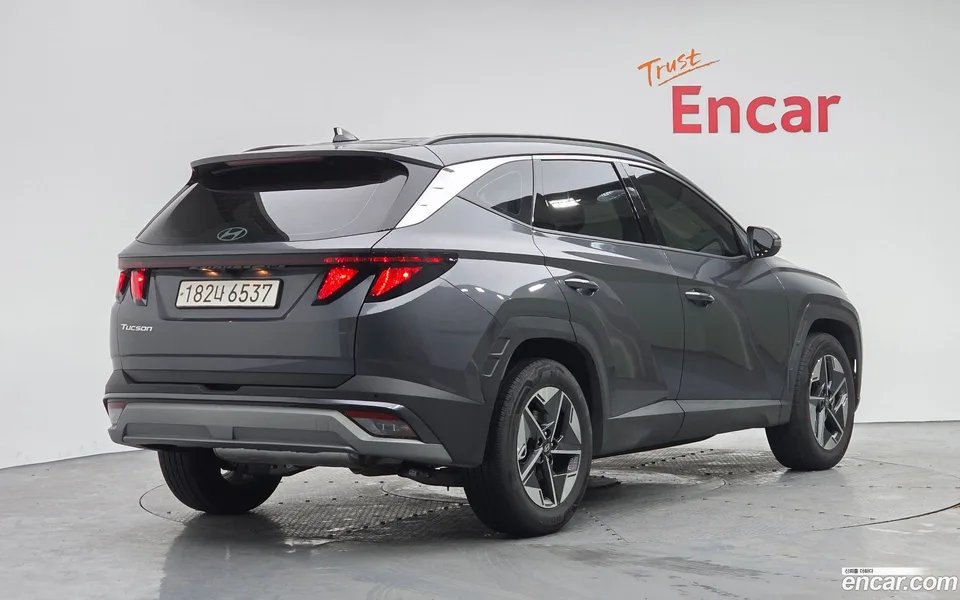 Hyundai Tucson NX4 1.6 2WD 2024 — миниатюра 2