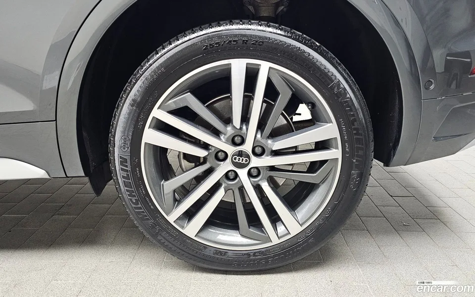 Audi Q5 45 TFSI 2022 — миниатюра 5