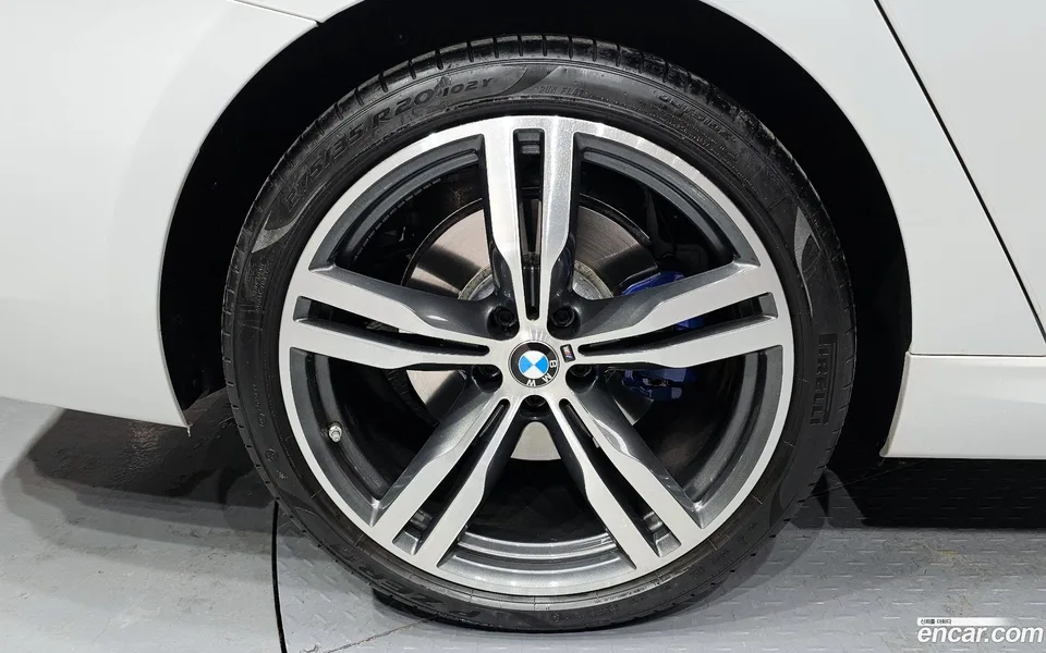 BMW 6 Series GT 630i xDrive M 2024 — миниатюра 5