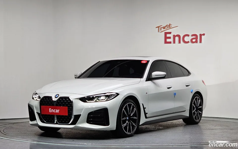 BMW 4 Series 420i M 2023 — фото 1, купить с доставкой в Москву