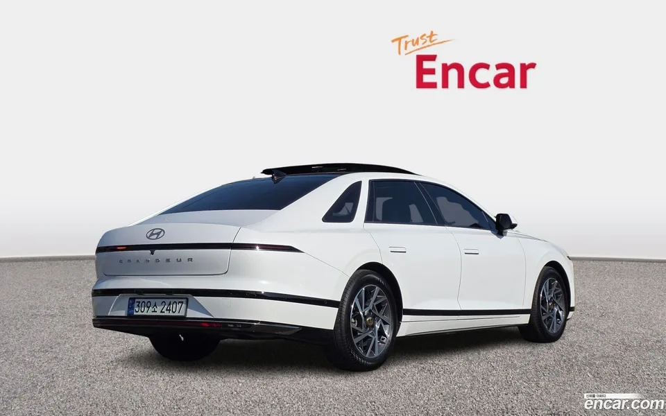 Hyundai Grandeur 2.5 2WD 2023 — миниатюра 2