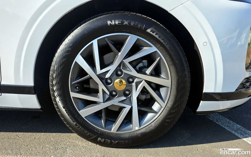 Hyundai Grandeur 2.5 2WD 2023 — миниатюра 5