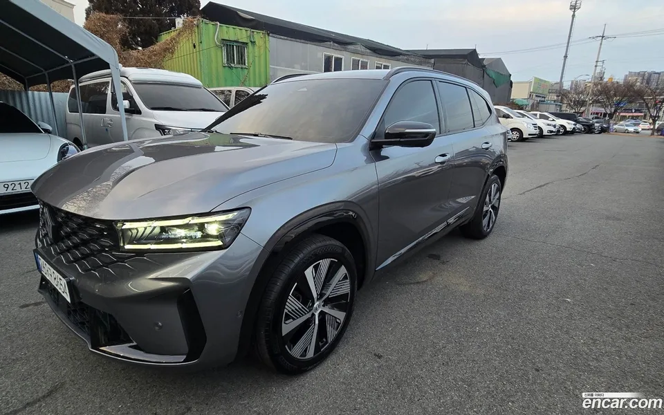 Renault Samsung Grand Koleos 1.5 E-TECH 2WD 2024 — фото 1, купить с доставкой в Москву