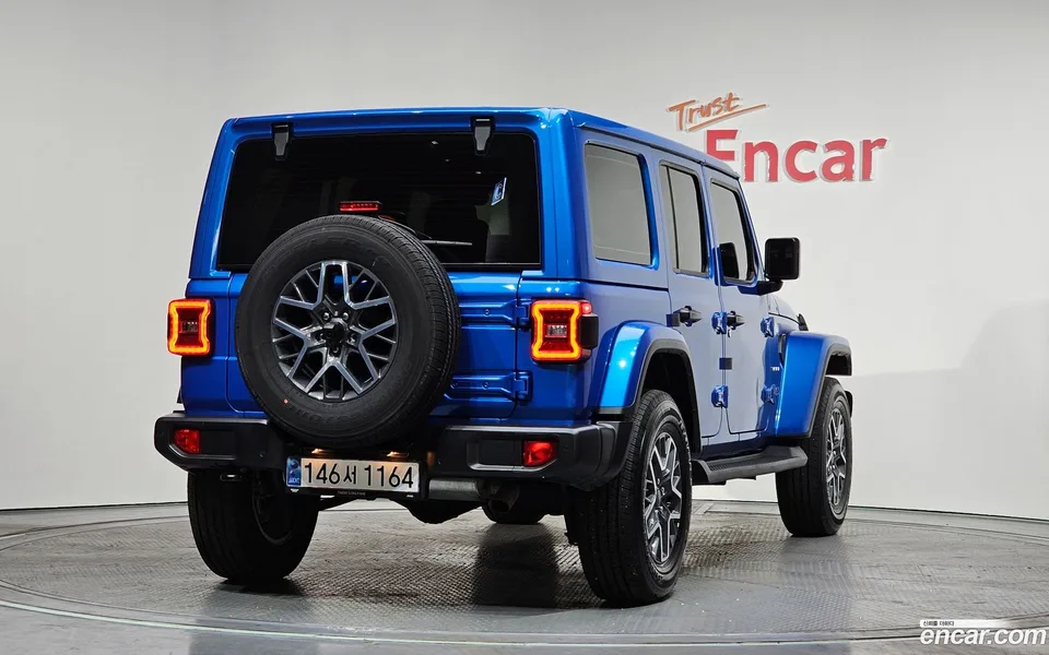 Jeep Wrangler 2.0 4 2024 — миниатюра 2