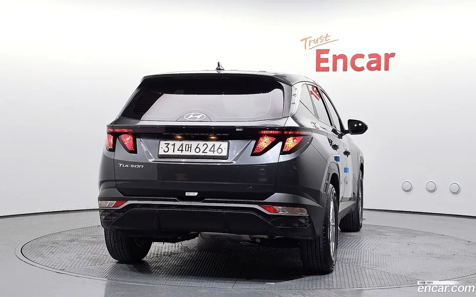 Hyundai Tucson 2.0 2WD 2022 — миниатюра 4