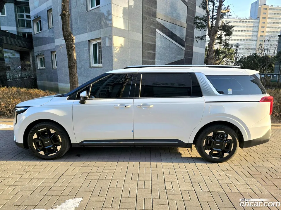 Kia Carnival HEV 7 2024 — миниатюра 3