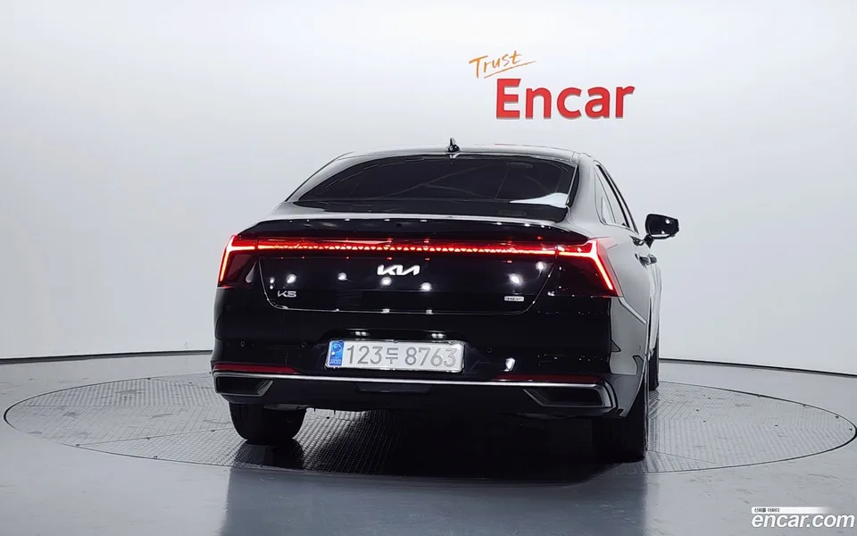 Kia K8 Hybrid 2023 — миниатюра 4
