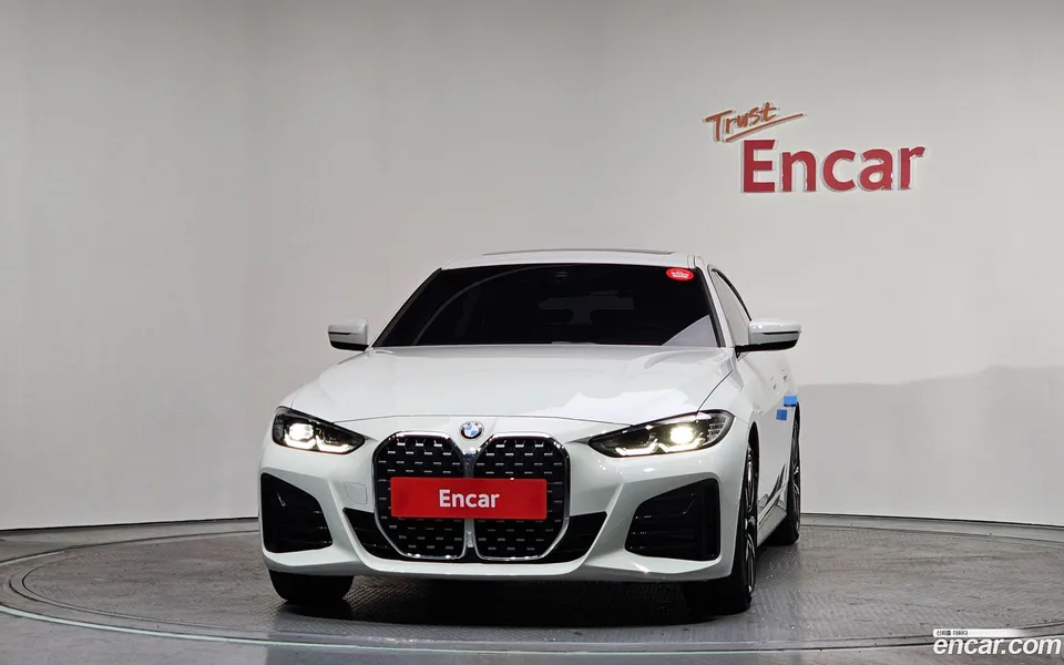 BMW 4 Series 420i M 2023 — миниатюра 3