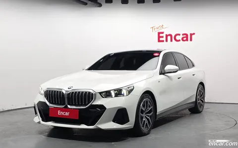 BMW 5 Series (G60) 2025 купить в Москве