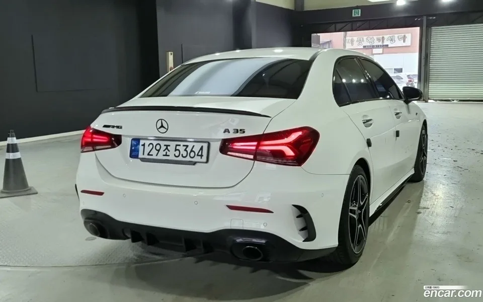 Mercedes-Benz A-Class AMG A35 4MATIC 2023 — миниатюра 2