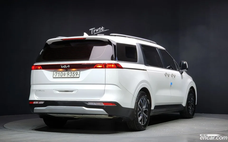 Kia Carnival 11 2023 — миниатюра 2