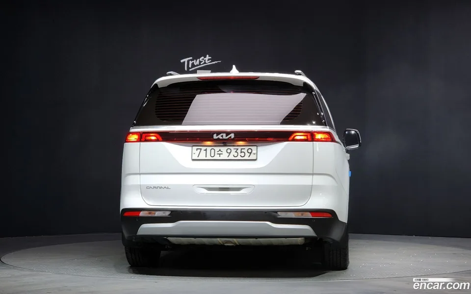 Kia Carnival 11 2023 — миниатюра 4