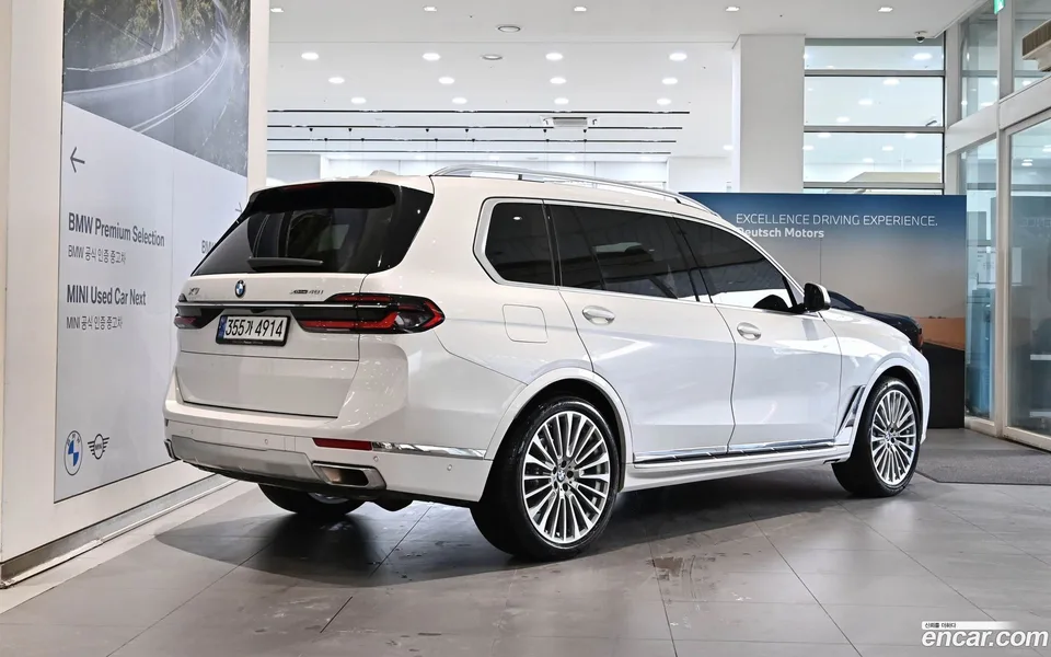 BMW X7 xDrive 40i 7 2024 — миниатюра 2
