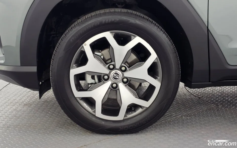 KG Mobility Torres 1.5 2WD 2022 — миниатюра 5