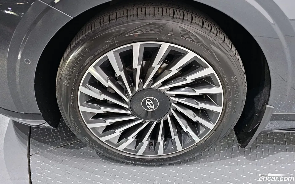 Hyundai Grandeur Hybrid 2024 — миниатюра 5