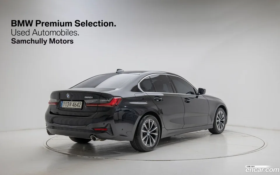 BMW 3 Series 320i 2022 — миниатюра 4