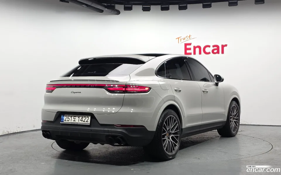 Porsche Cayenne 3.0 2022 — миниатюра 2