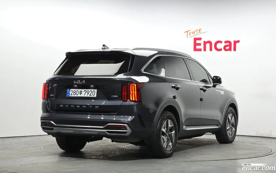 Kia Sorento HEV 1.6 4WD 2022 — миниатюра 2