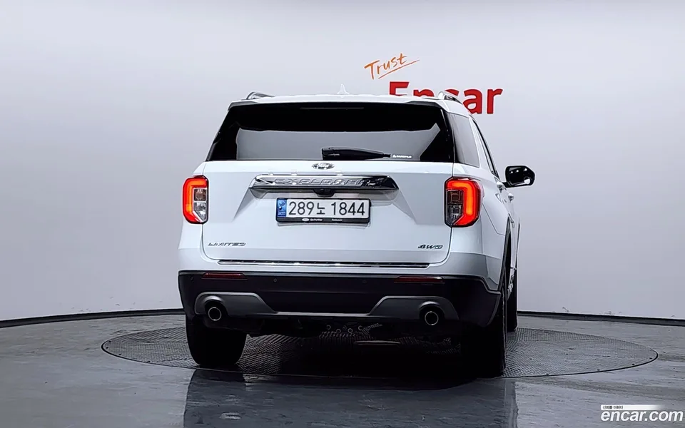Ford Explorer 2.3 4WD 2022 — миниатюра 4