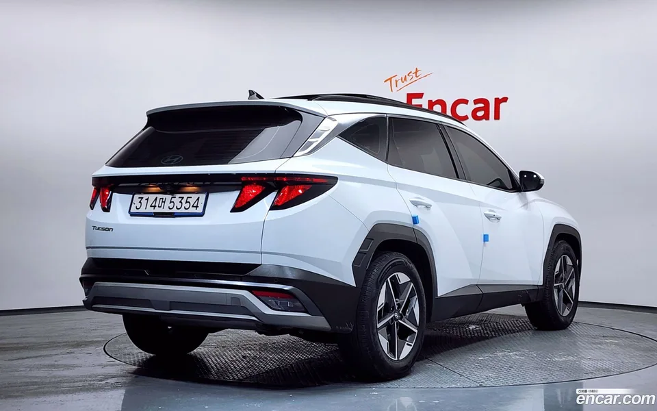 Hyundai Tucson NX4 1.6 2WD 2024 — миниатюра 2