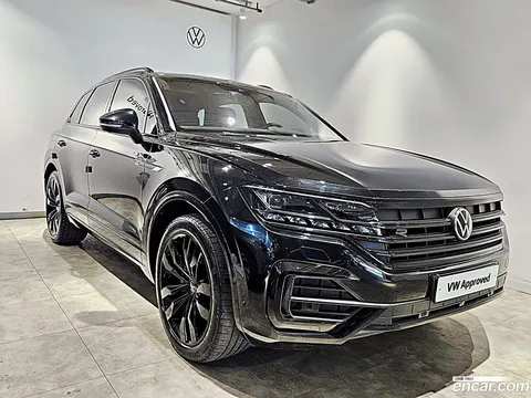 Volkswagen Touareg 2023 купить в Москве