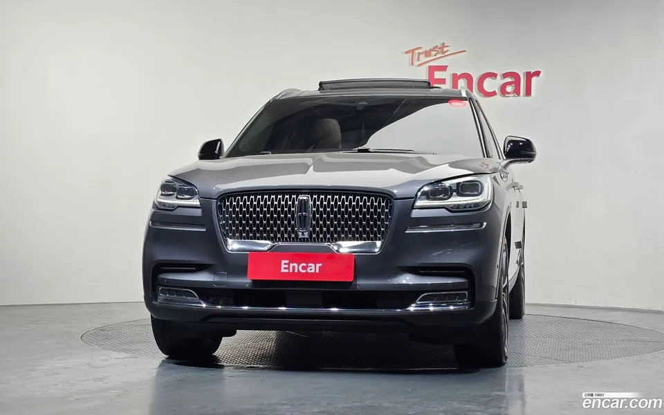 Lincoln Aviator 3.0 AWD 2023 — миниатюра 3