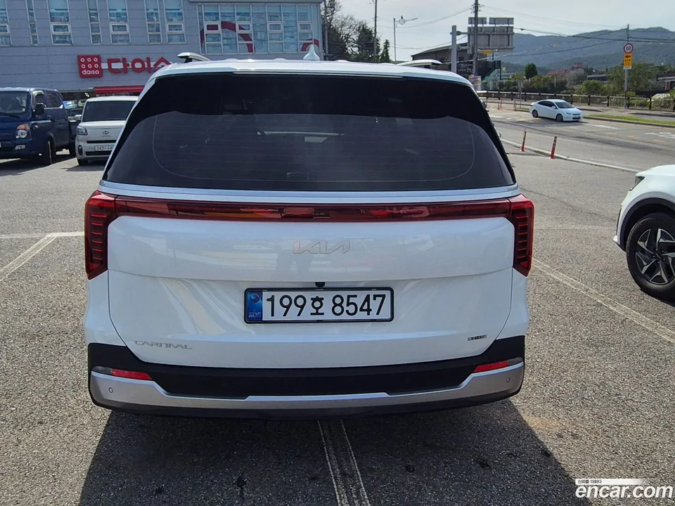Kia Carnival HEV 9 2025 — миниатюра 5