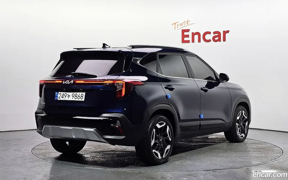 Kia Seltos 1.6 2WD 2023 — миниатюра 2