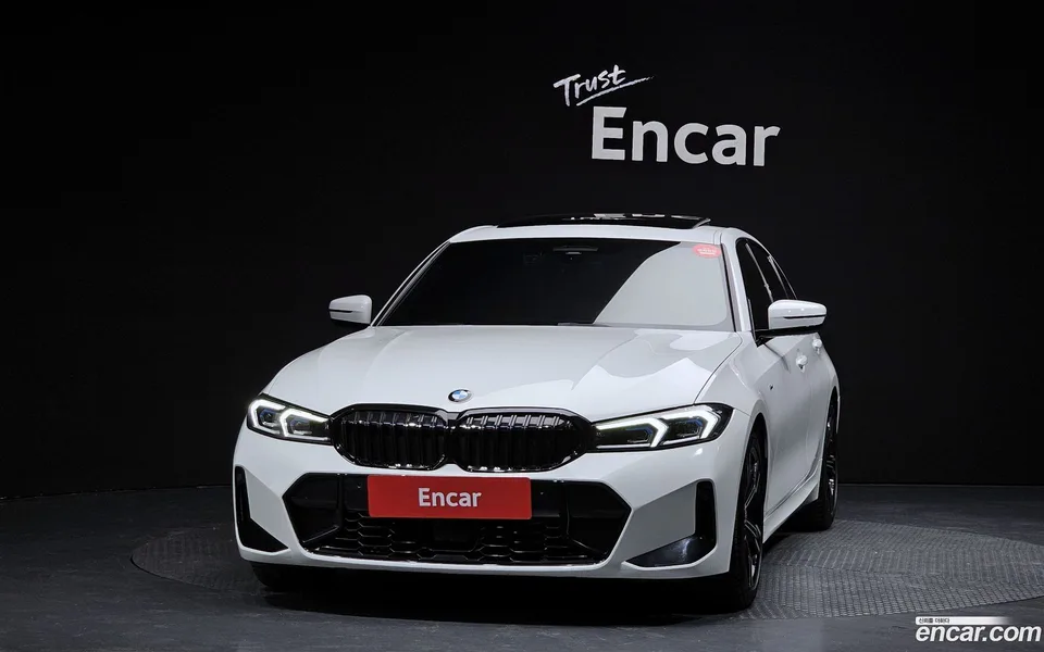 BMW 3 Series 320i M 2023 — миниатюра 3