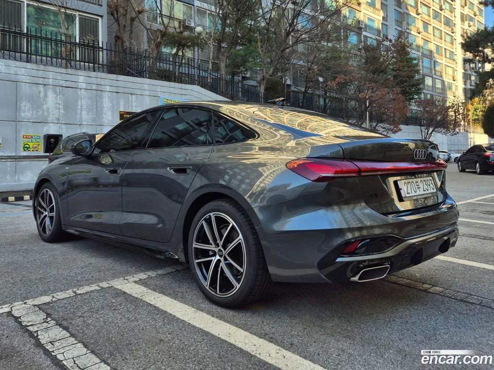 Audi A5 40 TFSI S Line 2025 — миниатюра 3