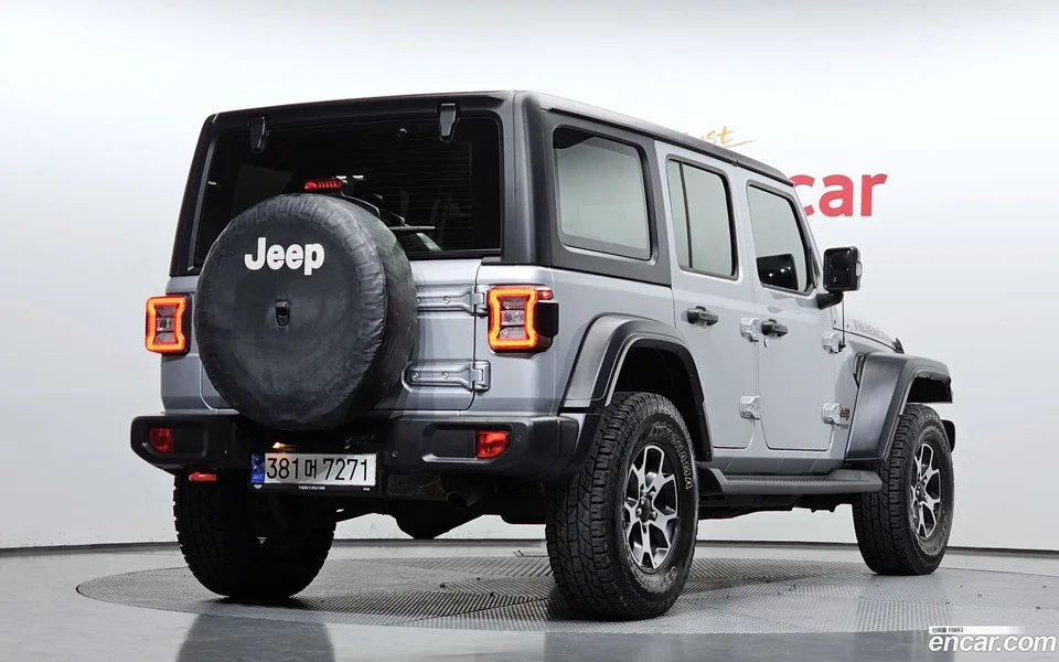 Jeep Wrangler 2.0 4 2022 — миниатюра 2