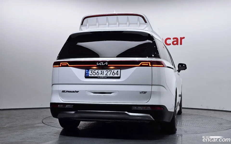 Kia Carnival 9 () 2022 — миниатюра 4