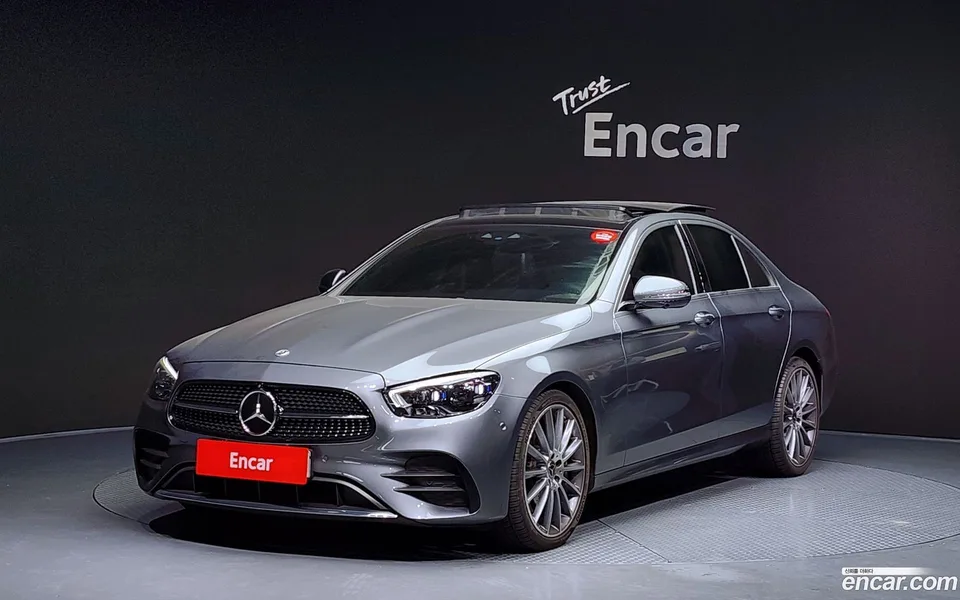 Mercedes-Benz E-Class E350 4MATIC AMG Line 2022 — фото 1, купить с доставкой в Москву