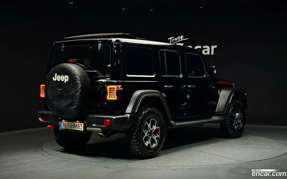 Jeep Wrangler 2.0 4 2022 — миниатюра 2