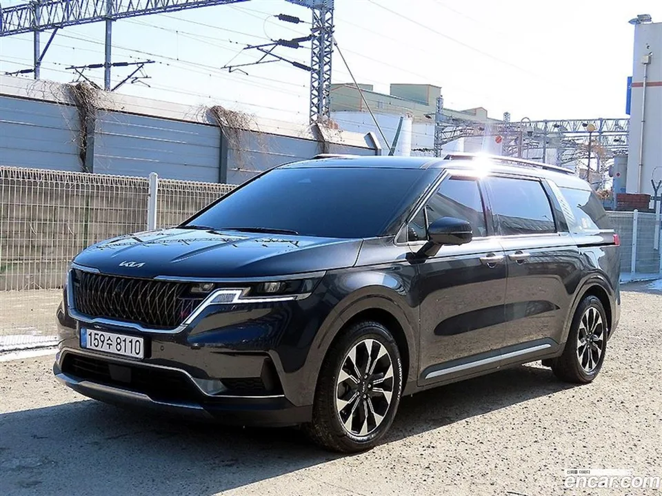 Kia Carnival 7 2022 — миниатюра 2