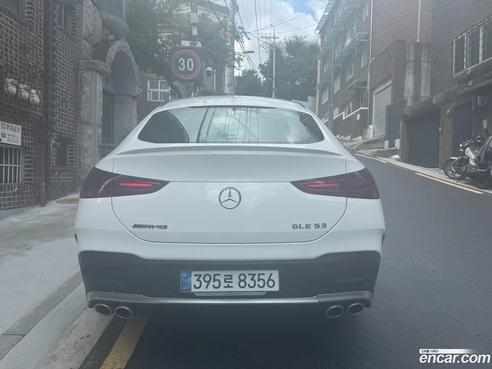 Mercedes-Benz GLE-Class AMG GLE53 4MATIC+ 2025 — миниатюра 3