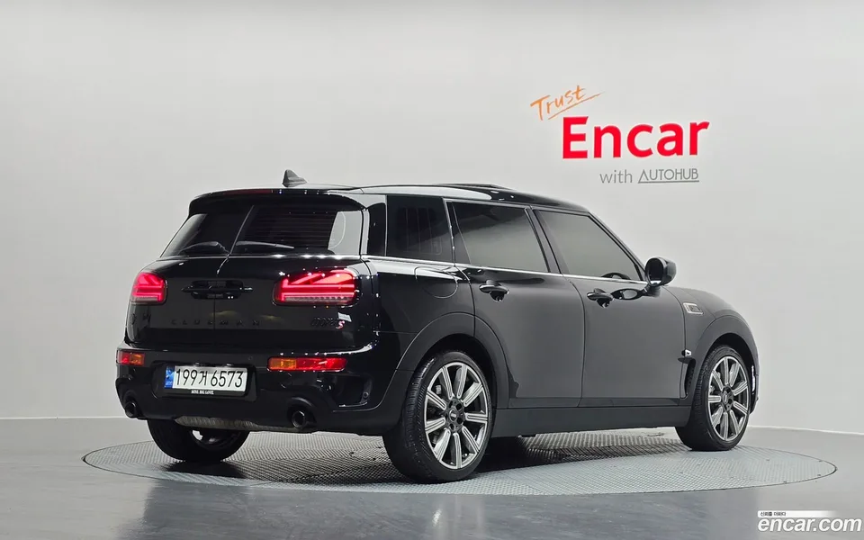 MINI Cooper S Clubman 2022 — миниатюра 2