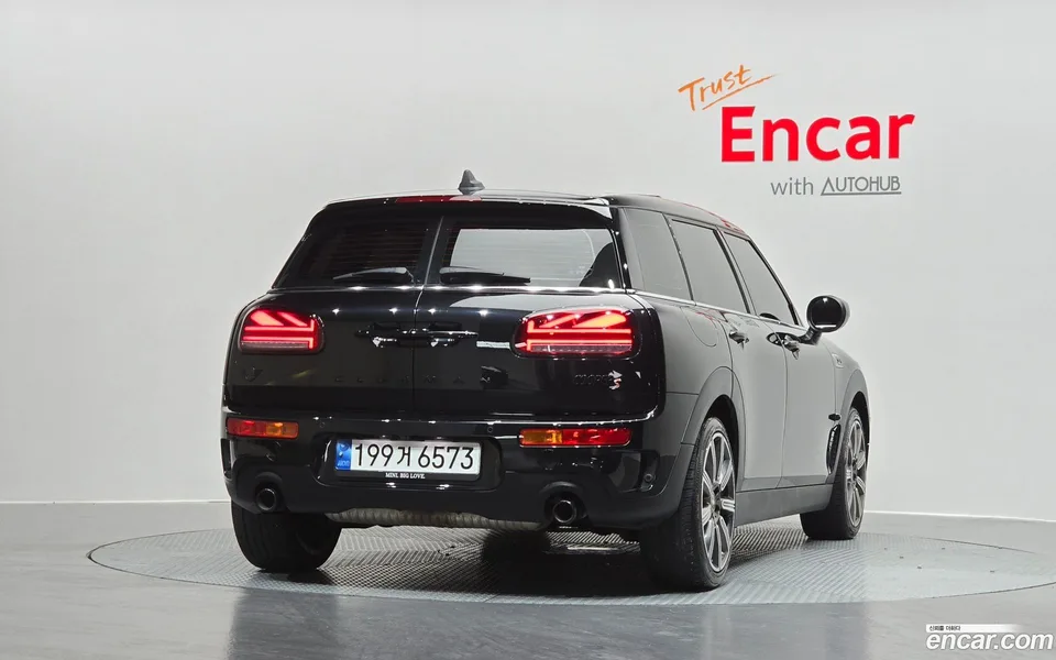 MINI Cooper S Clubman 2022 — миниатюра 4