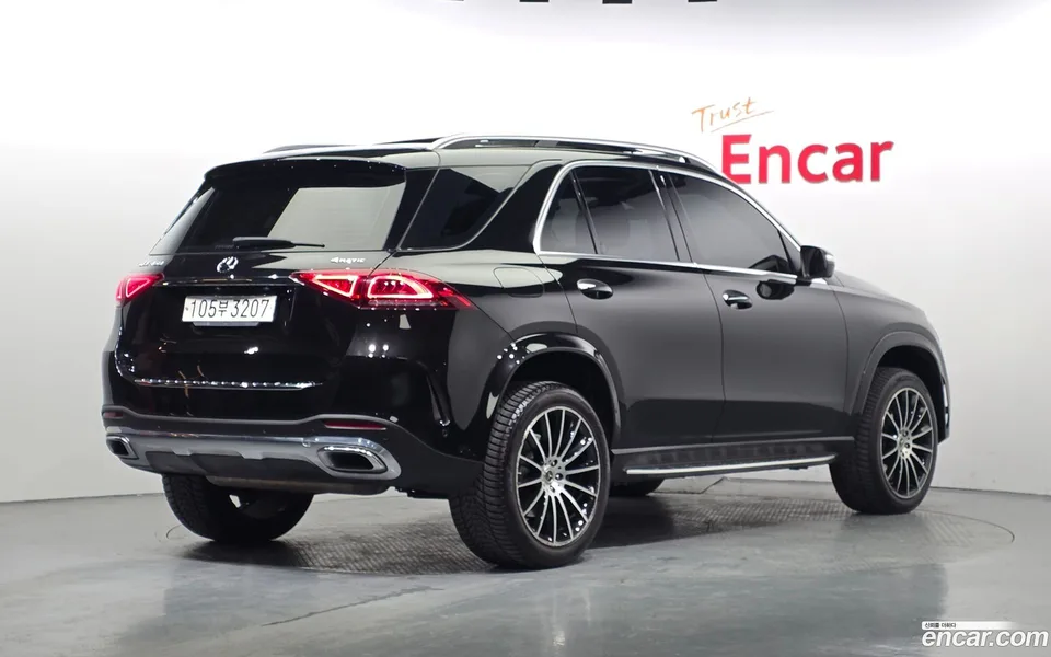 Mercedes-Benz GLE-Class GLE450 4MATIC 2023 — миниатюра 2