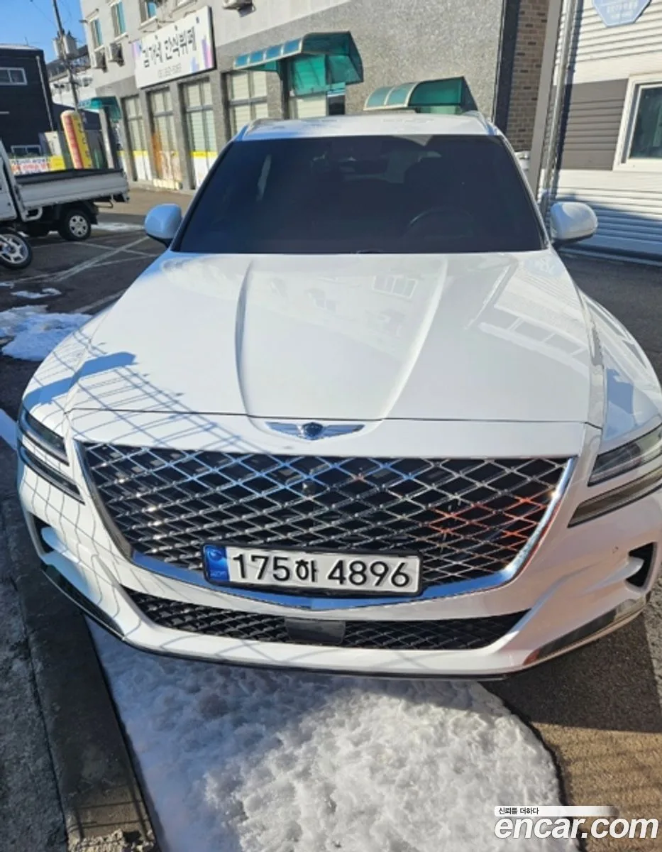 Genesis GV80 3.5T AWD 2023 — фото 1, купить с доставкой в Москву