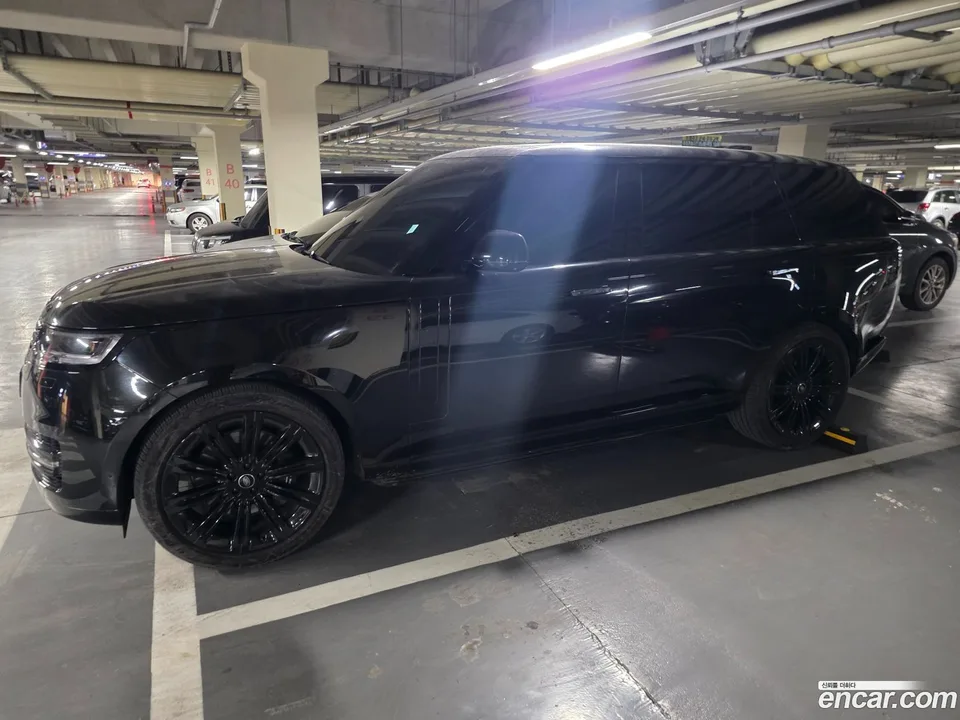 Land Rover Range Rover P530 AB LWB 2023 — миниатюра 2